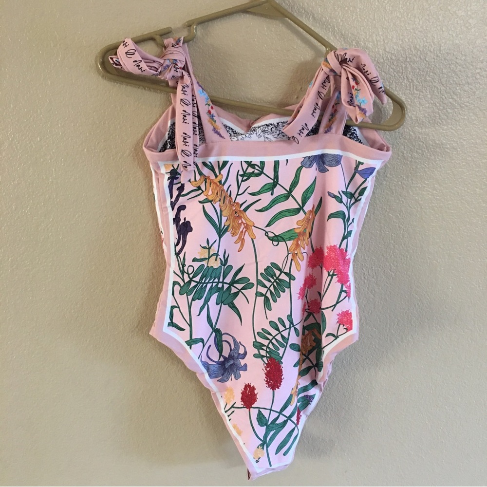 Davi & Dani Reversible Swimsuit One Piece Holiday Vacation Floral Tie Straps - Picture 2 of 8